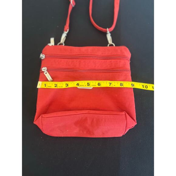 BAGGALLINI CROSSBODY BAG PURSE REMOVABLE STRAPS EXTRA POCKETS RED - Picture 7 of 10